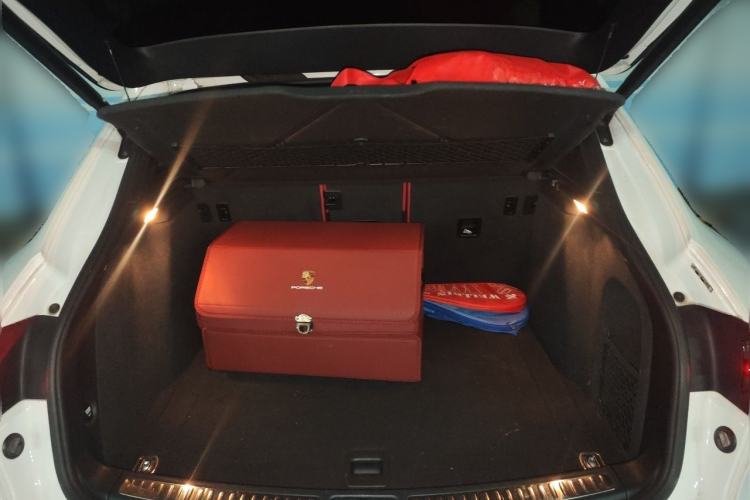 Used Porsche Macan 2014 Macan 2.0T Trunk