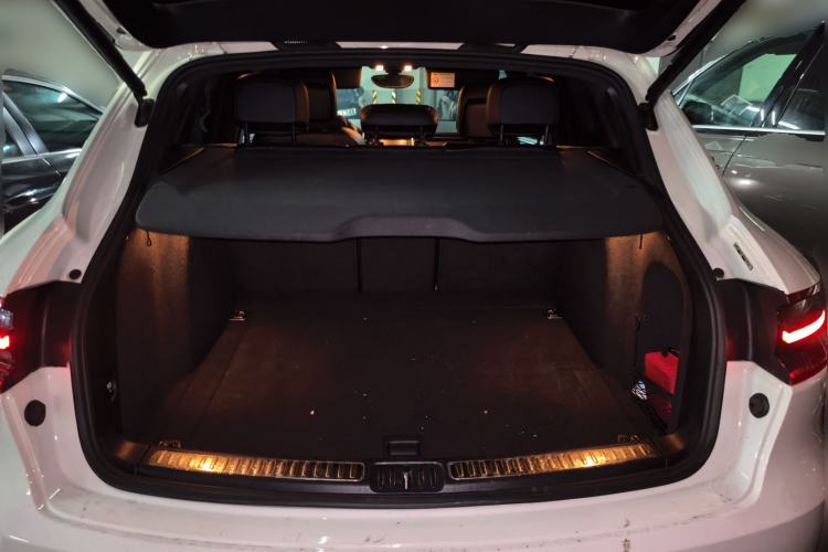 Used Porsche Macan 2014 Macan 2.0T Trunk