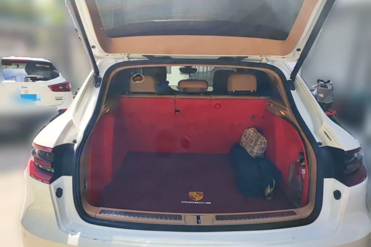Used Porsche Macan 2014 Macan 2.0T Trunk