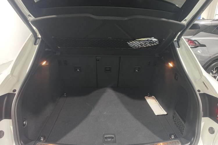 Used Porsche Macan 2014 Macan Turbo 3.6T Trunk