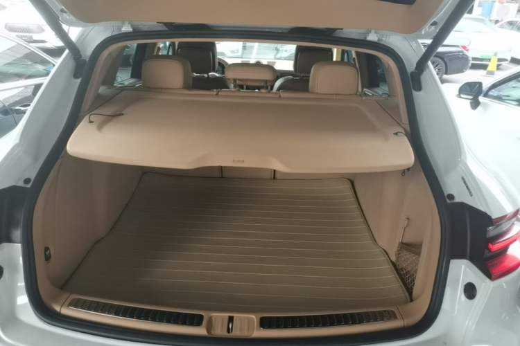 Used Porsche Macan 2014 Macan S 3.0T Trunk