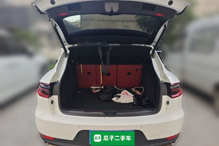 Used Porsche Macan 2014 Macan 2.0T Trunk