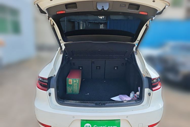 Used Porsche Macan 2014 Macan 2.0T Trunk