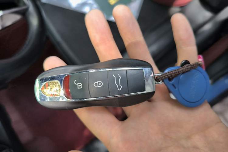 Used Porsche Macan 2014 Macan 2.0T Vehicle Key