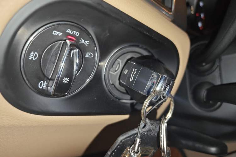 Used Porsche Macan 2014 Macan 2.0T Vehicle Key