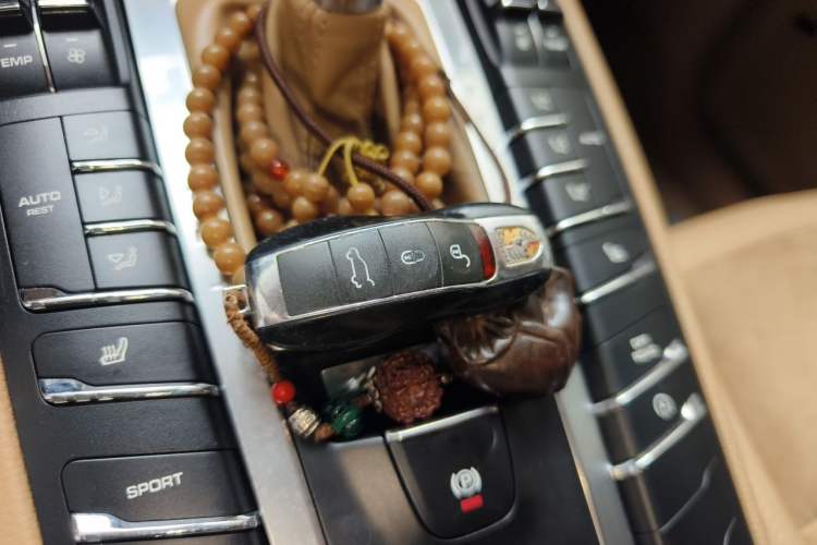 Used Porsche Macan 2014 Macan S 3.0T Vehicle Key