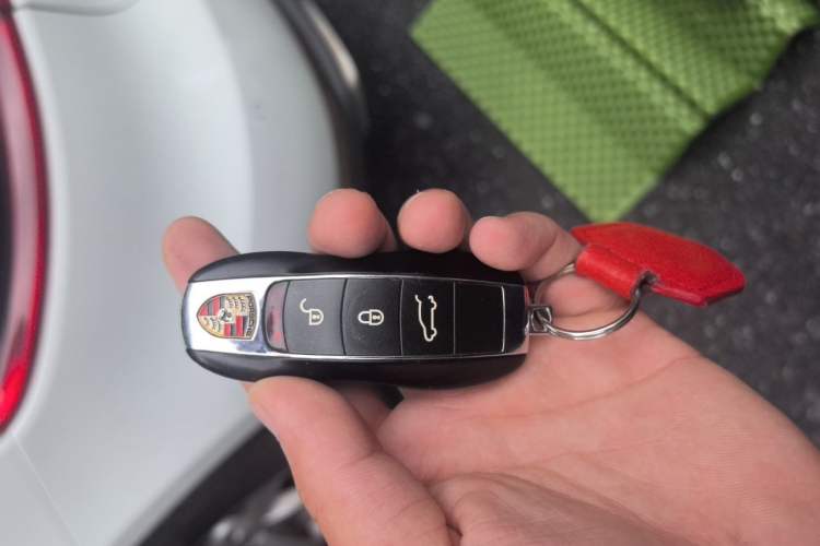 Used Porsche Macan 2014 Macan 2.0T Vehicle Key