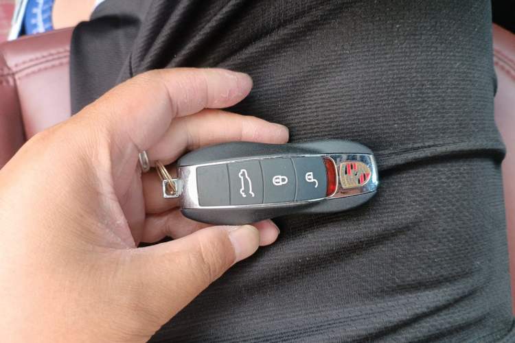 Used Porsche Macan 2014 Macan 2.0T Vehicle Key