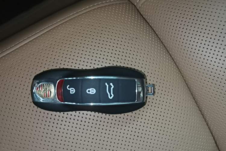 Used Porsche Macan 2014 Macan S 3.0T Vehicle Key