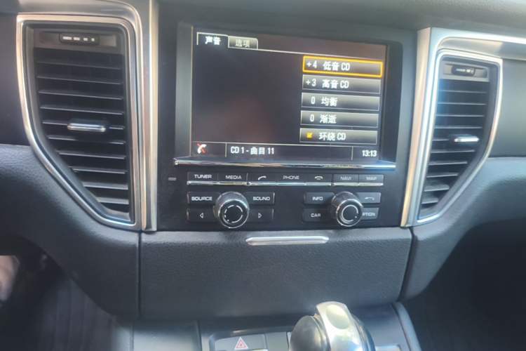 Used Porsche Macan 2014 Macan 2.0T Audio And AC Panel