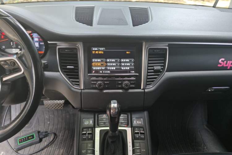 Used Porsche Macan 2014 Macan 2.0T Audio And AC Panel