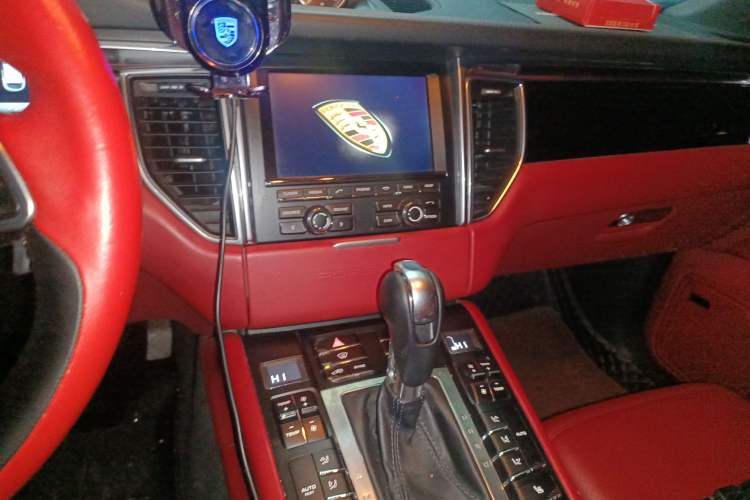 Used Porsche Macan 2014 Macan S 3.0T Audio And AC Panel