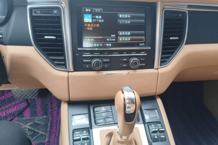 Used Porsche Macan 2014 Macan 2.0T Audio And AC Panel