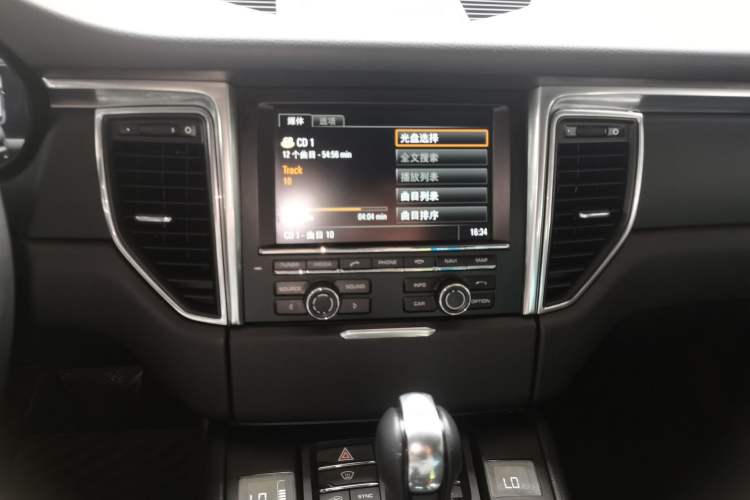 Used Porsche Macan 2014 Macan 2.0T Audio And AC Panel