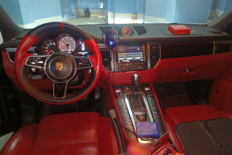 Used Porsche Macan 2014 Macan S 3.0T Center Console