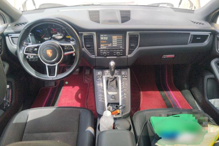 Used Porsche Macan 2014 Macan 2.0T Center Console