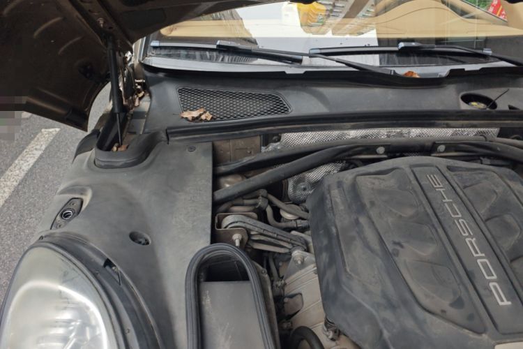 Used Porsche Macan 2014 Macan S 3.0T Engine Bay Right