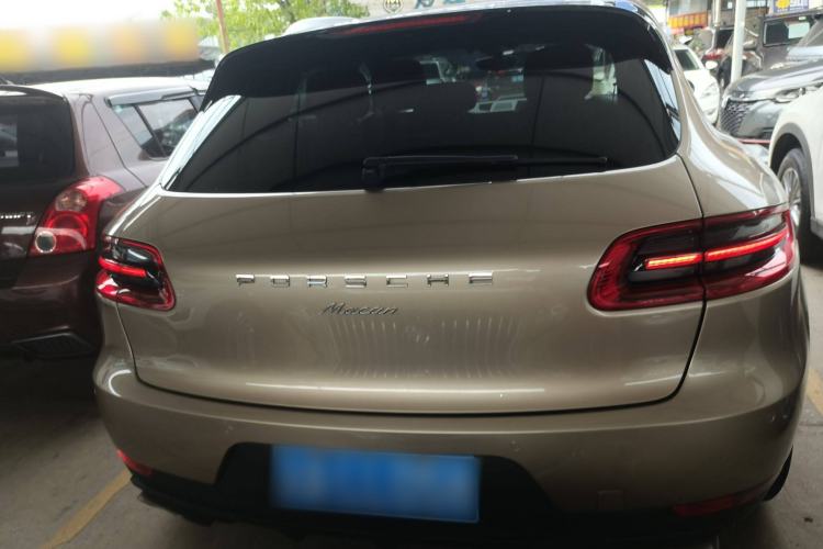 Used Porsche Macan 2014 Macan 2.0T Exterior 4