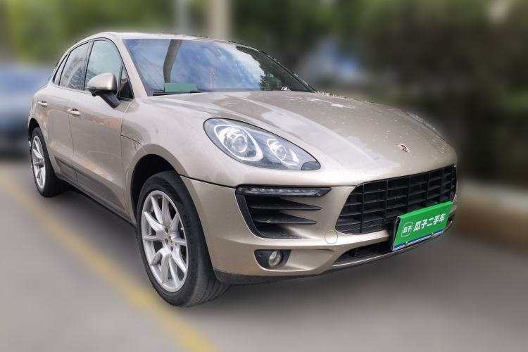 Used Porsche Macan 2014 Macan 2.0T Front Right 45 Deg