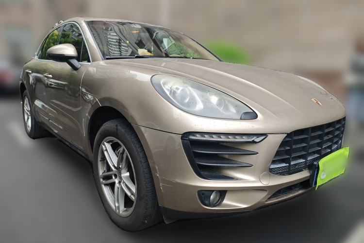 Used Porsche Macan 2014 Macan S 3.0T Front Right 45 Deg