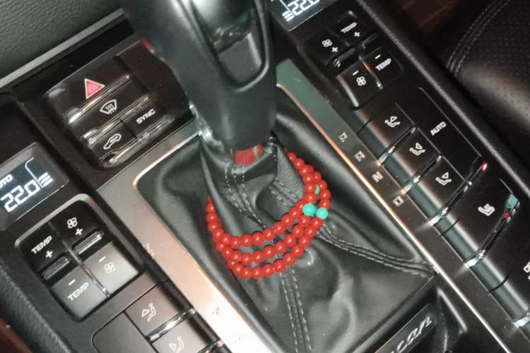 Used Porsche Macan 2014 Macan 2.0T Gear Lever