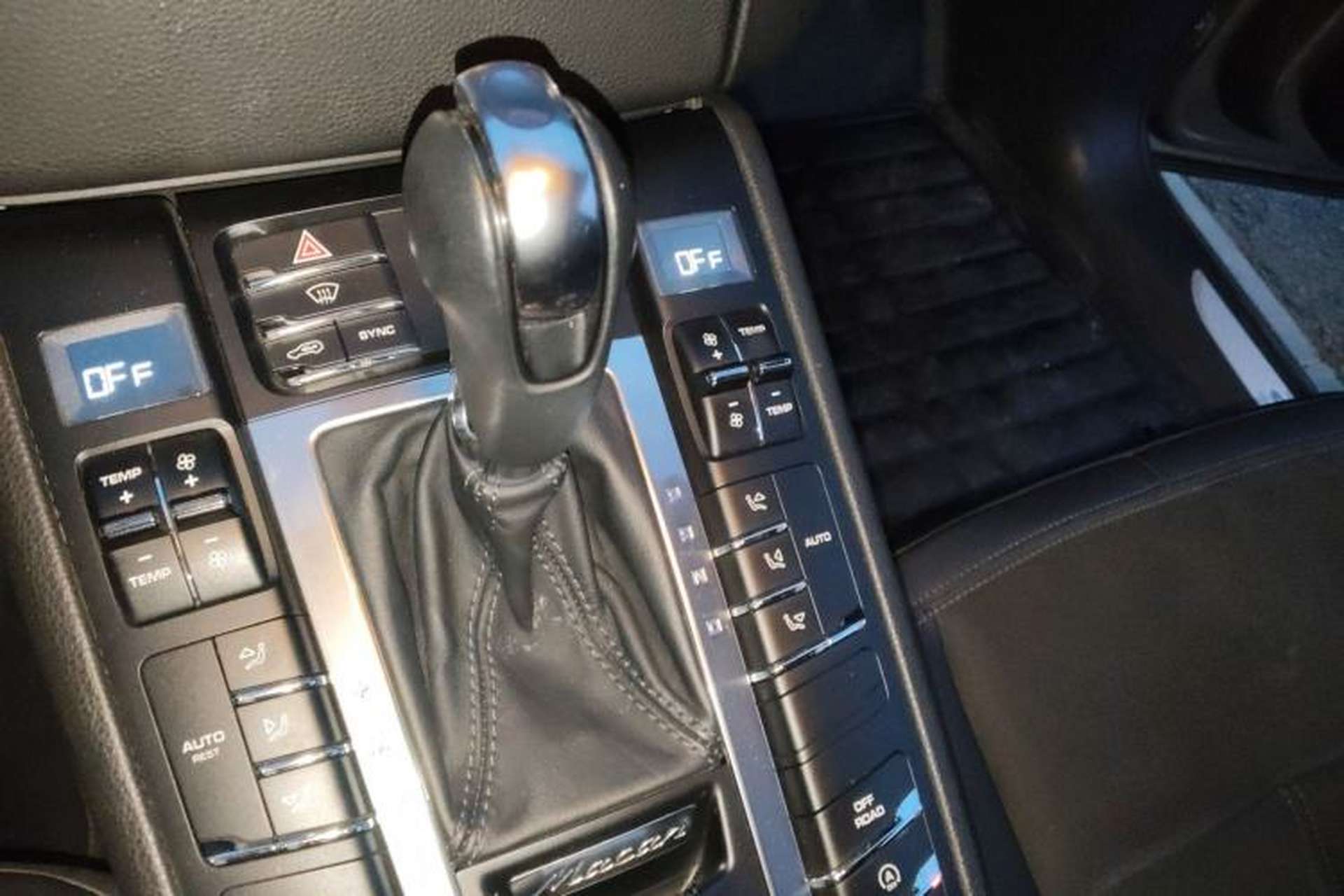 Used Porsche Macan 2014 Macan S 3.0T Gear Lever