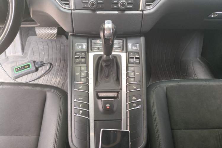 Used Porsche Macan 2014 Macan 2.0T Gear Lever