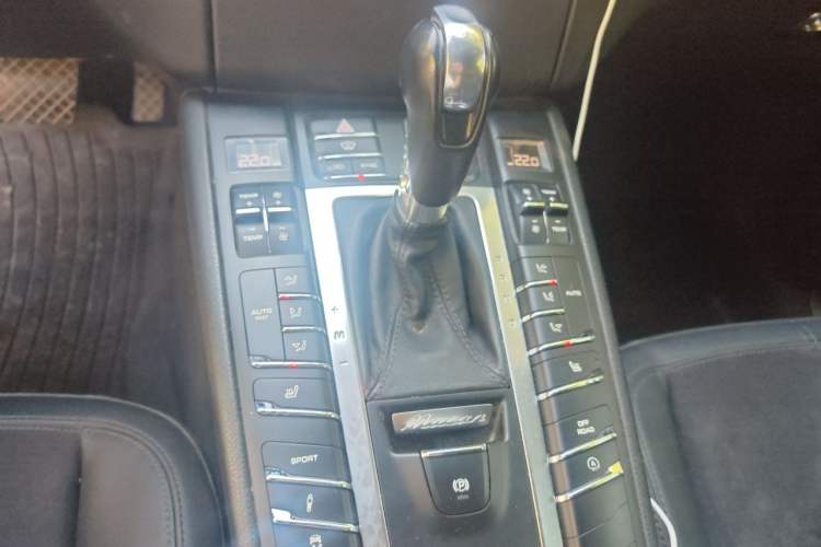 Used Porsche Macan 2014 Macan 2.0T Gear Lever