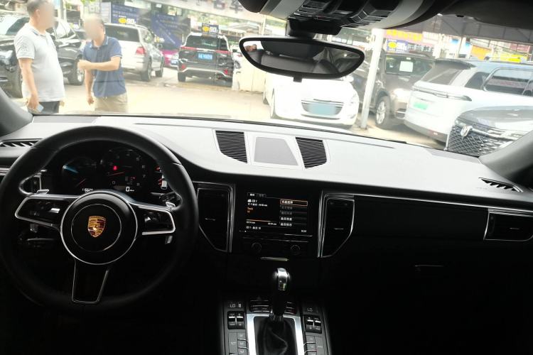 Used Porsche Macan 2014 Macan 2.0T Interior 2