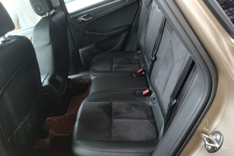 Used Porsche Macan 2014 Macan 2.0T Interior 4