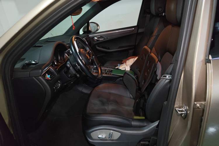 Used Porsche Macan 2014 Macan 2.0T Left Front Seat