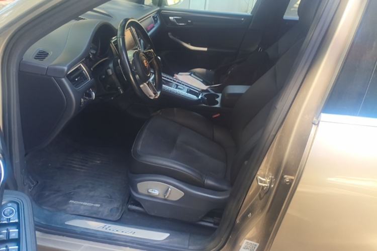 Used Porsche Macan 2014 Macan 2.0T Left Front Seat