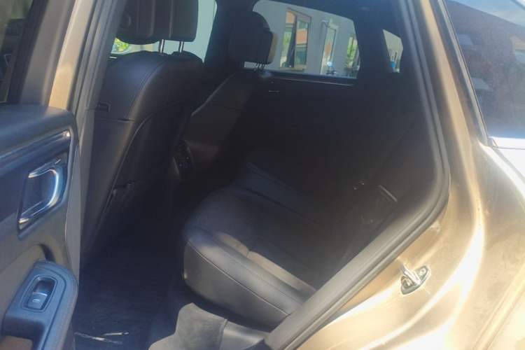 Used Porsche Macan 2014 Macan 2.0T Left Rear Seat