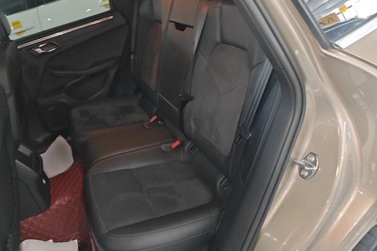 Used Porsche Macan 2014 Macan 2.0T Left Rear Seat
