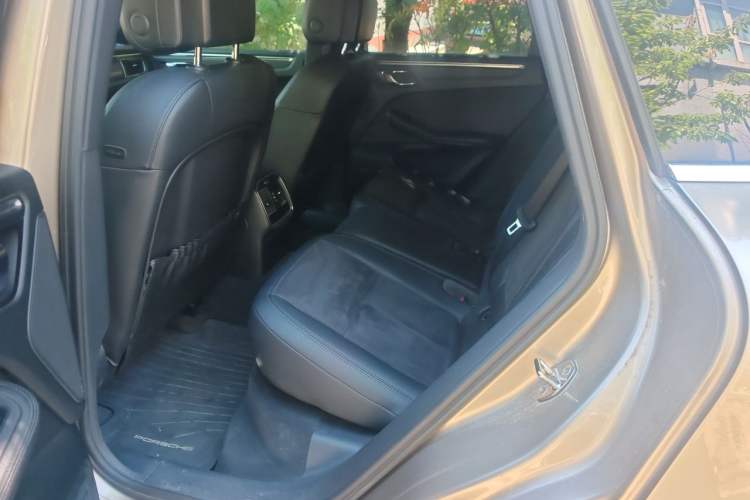 Used Porsche Macan 2014 Macan 2.0T Left Rear Seat