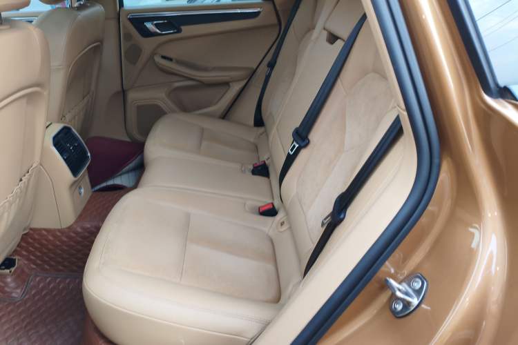 Used Porsche Macan 2014 Macan 2.0T Left Rear Seat