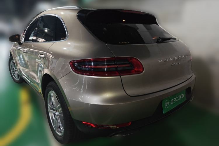 Used Porsche Macan 2014 Macan 2.0T Rear Left 45 Deg