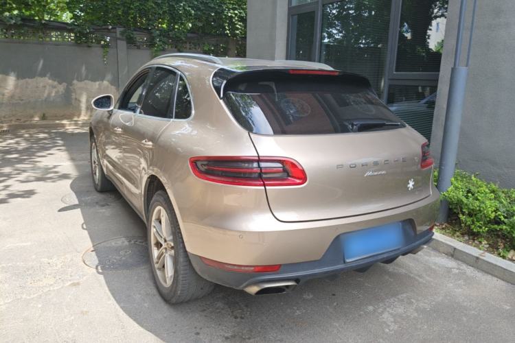 Used Porsche Macan 2014 Macan 2.0T Rear Left 45 Deg