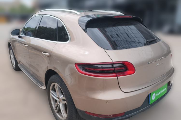 Used Porsche Macan 2014 Macan 2.0T Rear Left 45 Deg