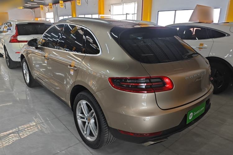 Used Porsche Macan 2014 Macan 2.0T Rear Left 45 Deg