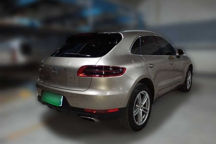 Used Porsche Macan 2014 Macan 2.0T Rear Right 45 Deg