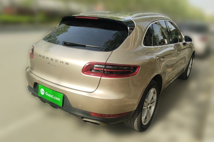 Used Porsche Macan 2014 Macan 2.0T Rear Right 45 Deg