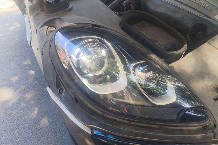 Used Porsche Macan 2014 Macan 2.0T Right Front Headlight