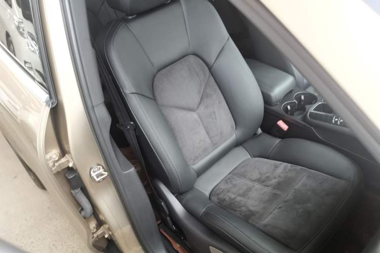 Used Porsche Macan 2014 Macan 2.0T Right Front Seat