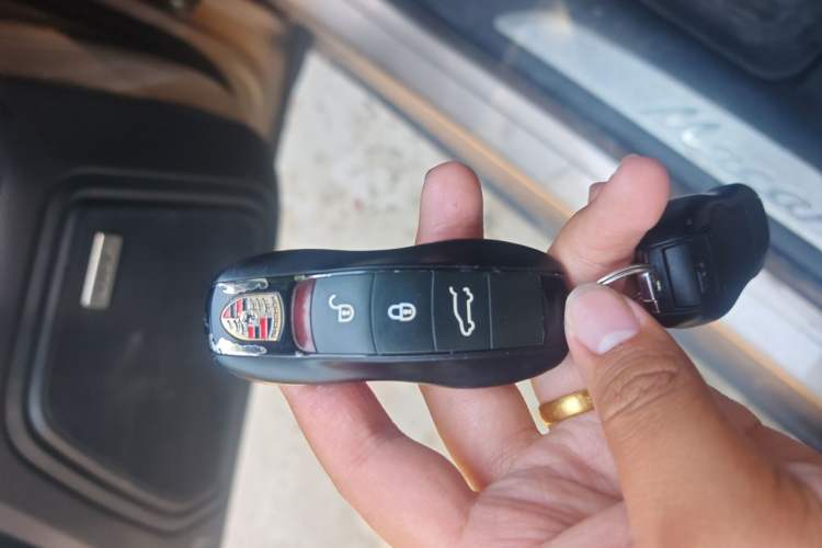 Used Porsche Macan 2014 Macan 2.0T Vehicle Key