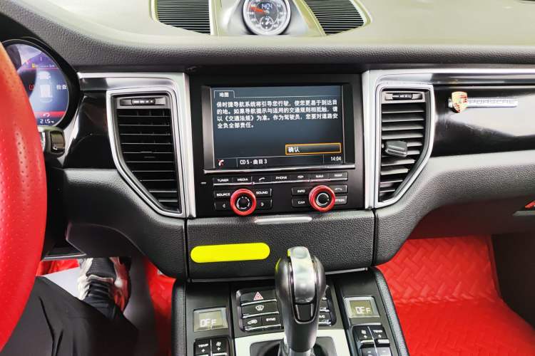 Used Porsche Macan 2016 Macan S 3.0T Audio And AC Panel