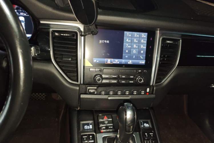 Used Porsche Macan 2016 Macan 2.0T Audio And AC Panel