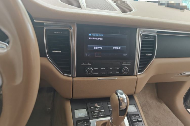 Used Porsche Macan 2016 Macan 2.0T Audio And AC Panel
