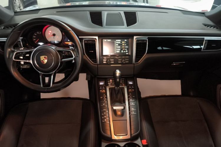 Used Porsche Macan 2016 Macan S 3.0T Center Console