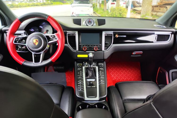 Used Porsche Macan 2016 Macan S 3.0T Center Console